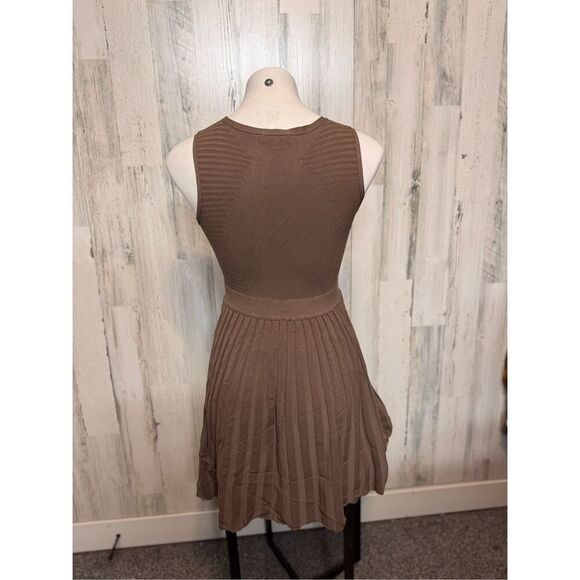 Kerisma Brown dress size medium - Picture 5 of 7
